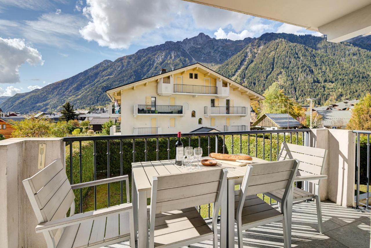 Apartment Fermes Du Montenvers B11 - Alpes Travel - Central Chamonix - Sleeps 4 المظهر الخارجي الصورة